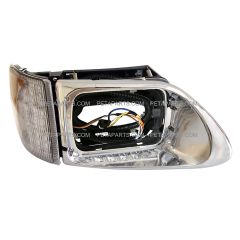 International 9200 9400 5900 Housing Base with LED Corner Lamp - Passenger Side