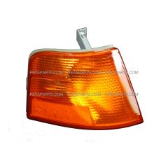 Corner Turn Signal Light - Passenger Side (Fit: Volvo VNL (1998-2003) VNM (1998-2015) Truck)